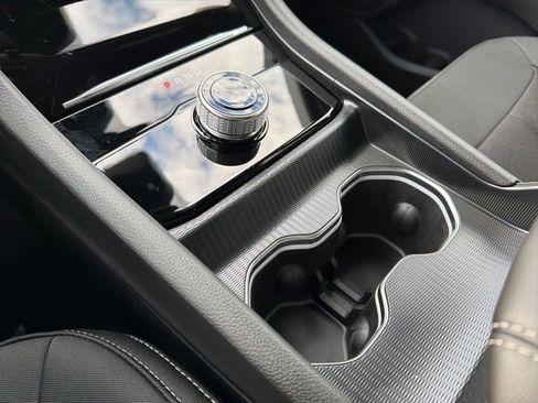 New 2025 Jeep Grand Cherokee 4WD image 16