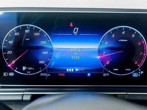 Used 2024 Mercedes-Benz GLE 450 4MATIC w/ Winter Package image 35