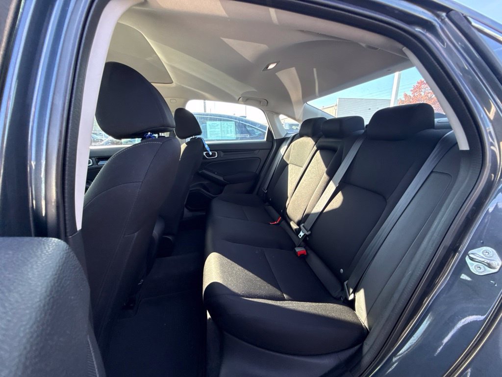 Certified 2023 Honda Civic EX image 32