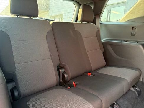 Used 2022 Chevrolet Traverse LT AWD/4WD image 18