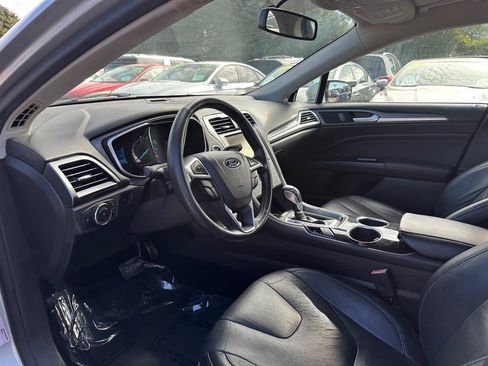Used 2014 Ford Fusion Titanium FWD image 7