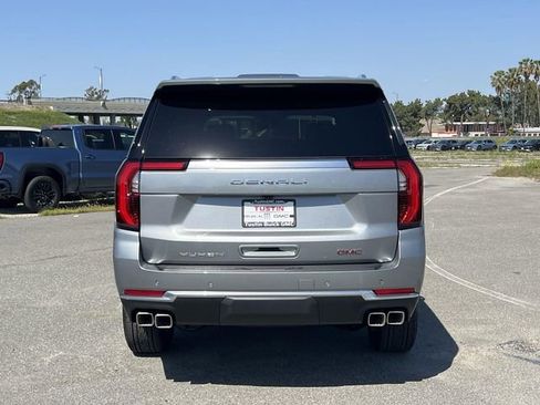 New 2026 GMC Yukon XL Denali w/ Sun & Power Step Package AWD/4WD image 5