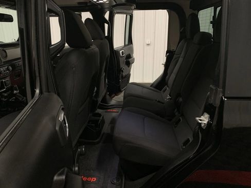 Used 2023 Jeep Gladiator Sport image 44