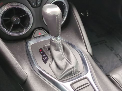 Used 2023 Chevrolet Camaro LT RWD image 31