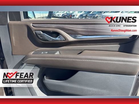Used 2024 GMC Yukon Denali w/ Denali Reserve Package image 51