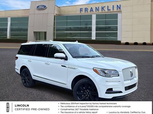 Used 2024 Lincoln Navigator Reserve AWD/4WD image 1