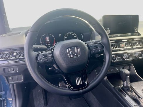 Used 2025 Honda Civic Sport image 11