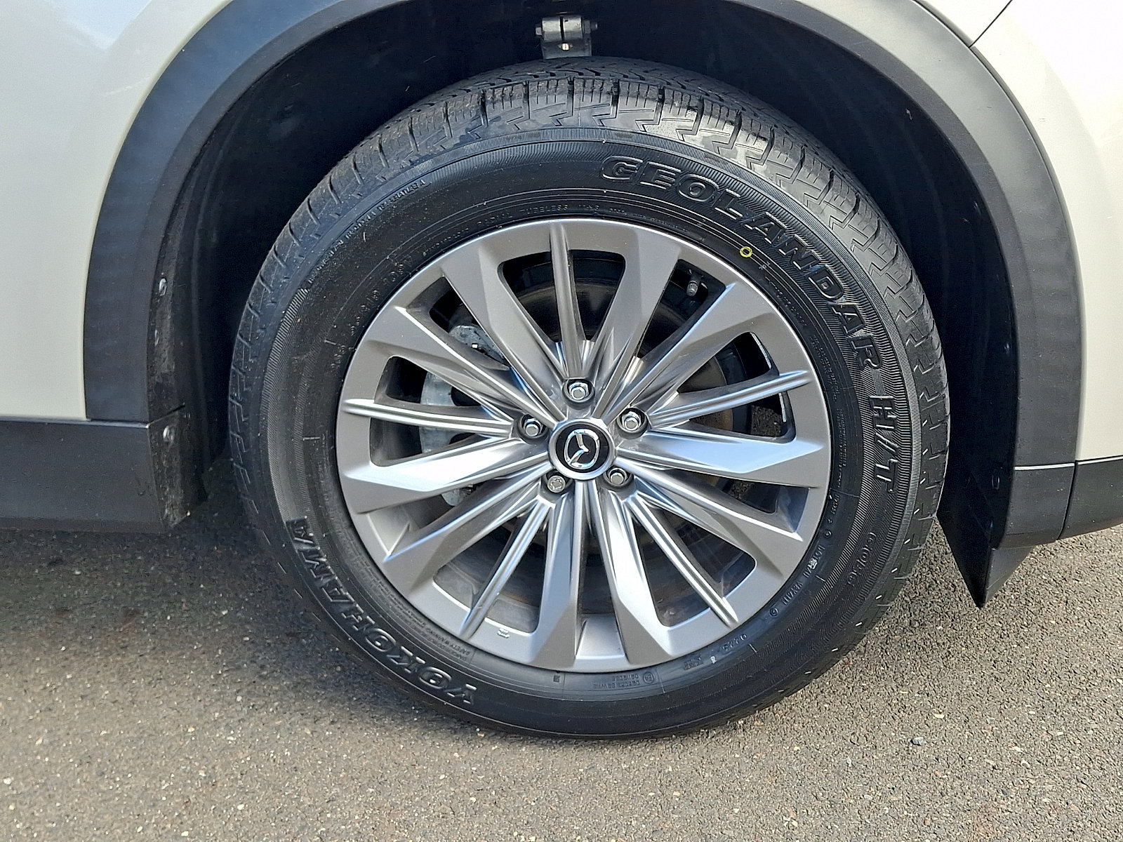 Certified 2024 MAZDA CX-90 3.3 Turbo w/ Preferred Package AWD/4WD image 9