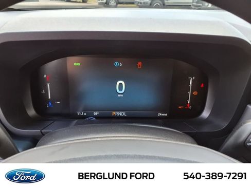 New 2025 Ford Maverick XL image 12