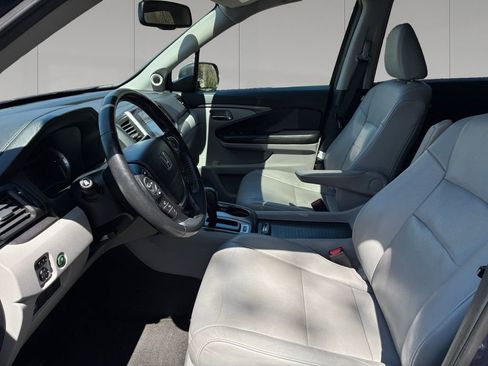Used 2017 Honda Pilot EX-L image 10