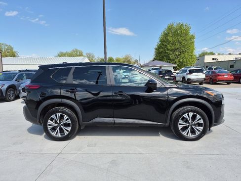 Used 2023 Nissan Rogue SV AWD/4WD image 5