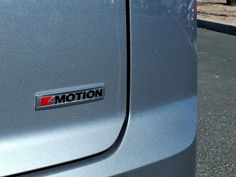 Certified 2020 Volkswagen Atlas Cross Sport SEL Premium image 17