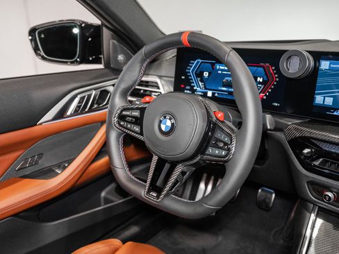 Used 2027 BMW M4 Coupe w/ M Driver's Package RWD image 25