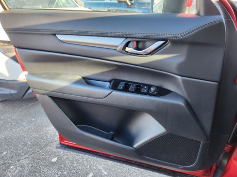 Used 2022 MAZDA CX-5 AWD 2.5 S w/ Preferred Package image 27