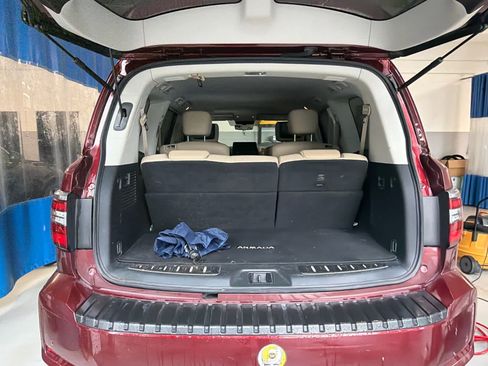 Used 2022 Nissan Armada Platinum w/ Captain's Chairs Package RWD image 23
