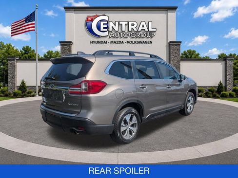 Used 2022 Subaru Ascent Premium w/ Convenience Package AWD/4WD image 7