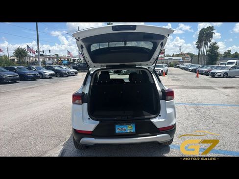 Used 2026 Chevrolet TrailBlazer LT AWD/4WD image 9