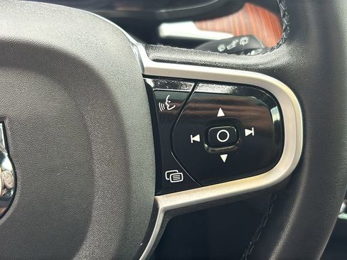 Certified 2025 Volvo V60 B5 Cross Country Plus AWD/4WD image 17