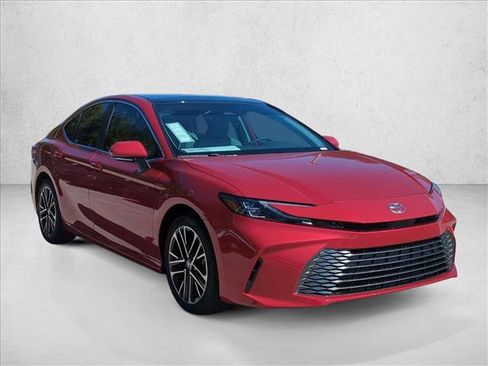 New 2026 Toyota Camry XLE FWD image 3