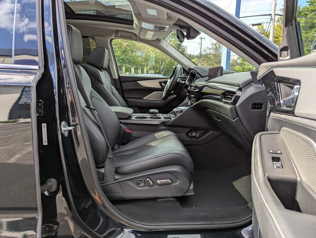 Used 2023 Acura MDX w/ Technology Package AWD/4WD image 33