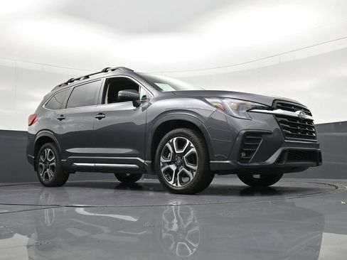 Used 2023 Subaru Ascent Limited AWD/4WD image 33