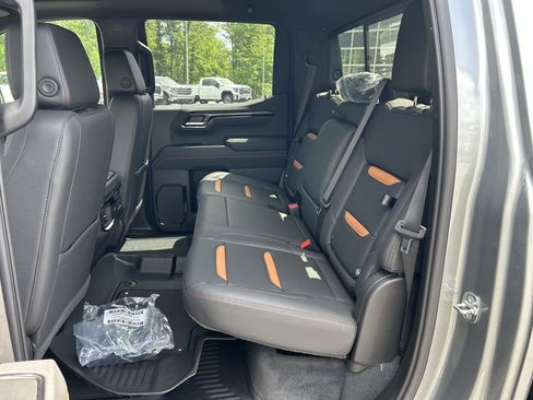 New 2026 GMC Sierra 1500 AT4 w/ AT4 Premium Package AWD/4WD image 26
