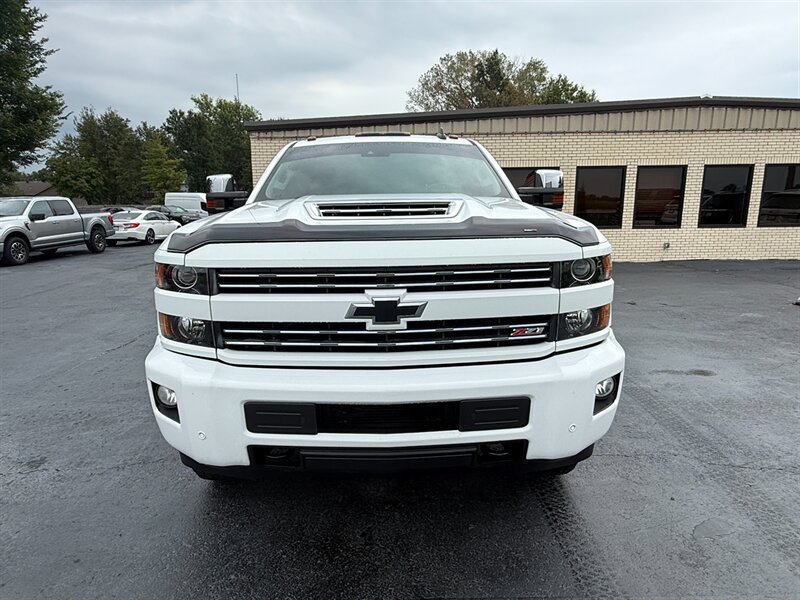 Used 2018 Chevrolet Silverado 2500 LTZ w/ Duramax Plus Package AWD/4WD image 4
