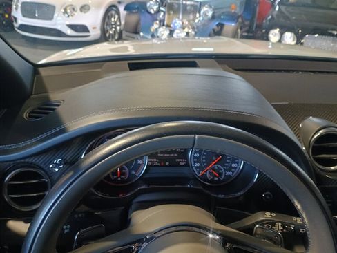 Used 2019 Bentley Bentayga AWD/4WD image 19