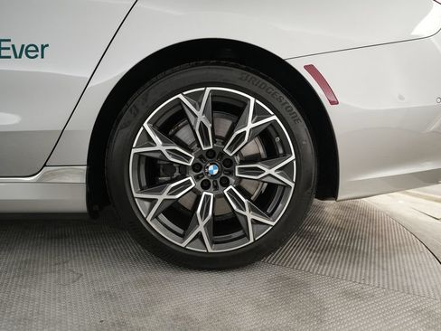 Used 2023 BMW i7 xDrive60 AWD/4WD image 19