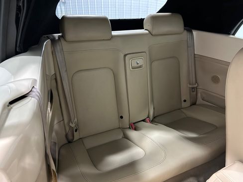 Used 2004 Volkswagen Beetle GLS FWD image 26