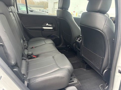 Certified 2023 Mercedes-Benz GLB 250 4MATIC image 16