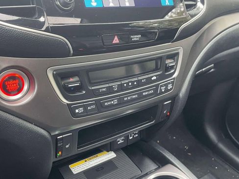 Certified 2022 Honda Pilot Special Edition image 29