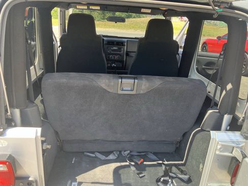 Used 2003 Jeep Wrangler X AWD/4WD image 30