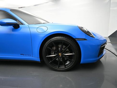 Certified 2022 Porsche 911 Carrera w/ Sport Chrono Package image 20