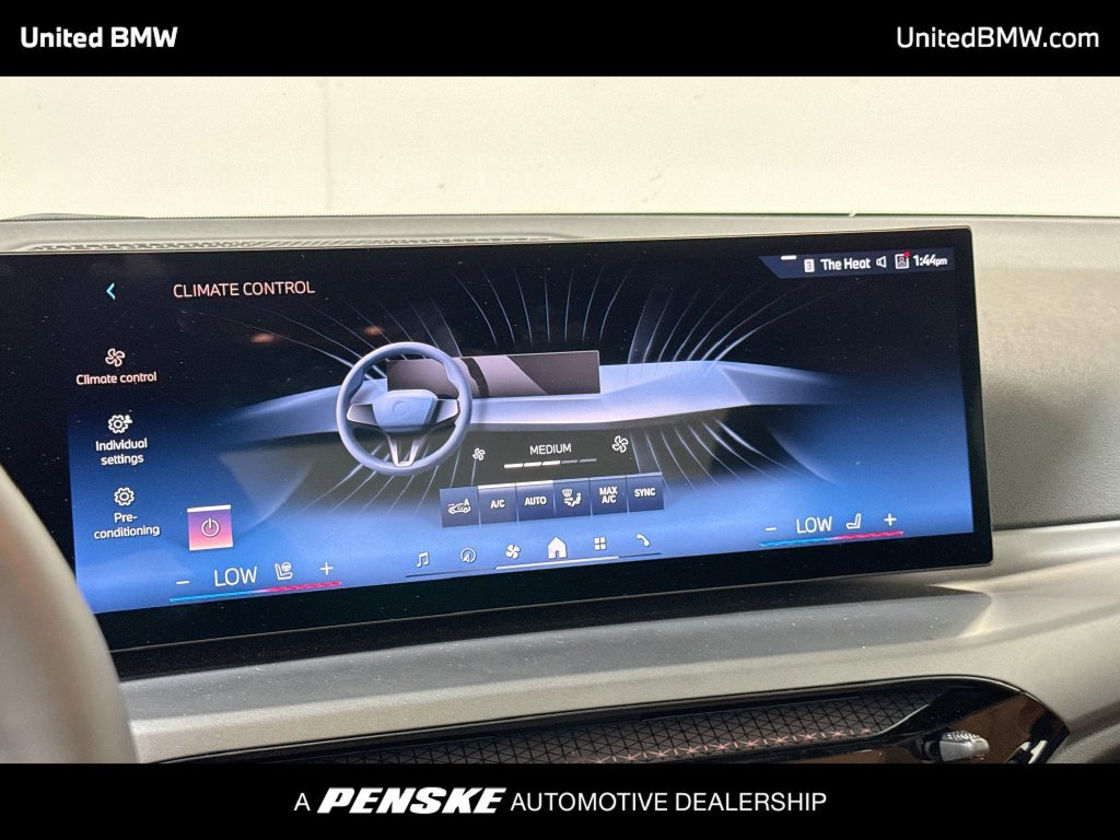 Certified 2026 BMW 230i Coupe w/ Convenience Package RWD image 18