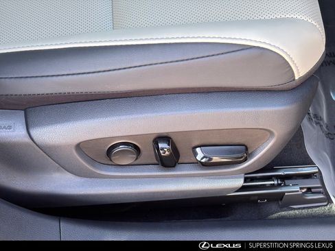 Certified 2025 Lexus ES 350 w/ Premium Package image 14