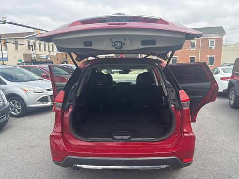 Used 2017 Nissan Rogue SL FWD image 13