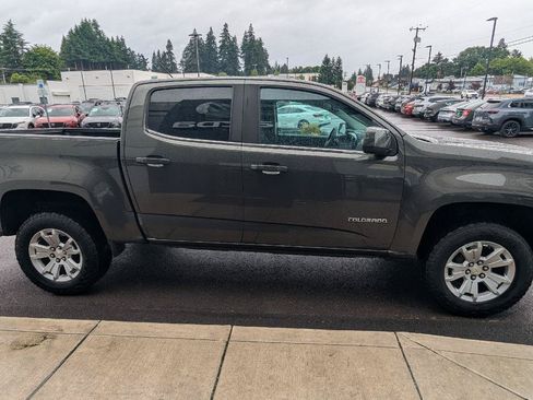 Used 2018 Chevrolet Colorado LT w/ LT Convenience Package AWD/4WD image 12