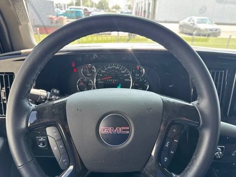 Used 2026 GMC Savana 2500 w/ Driver Convenience Package RWD image 22