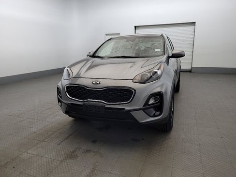 Used 2022 Kia Sportage LX AWD/4WD image 15