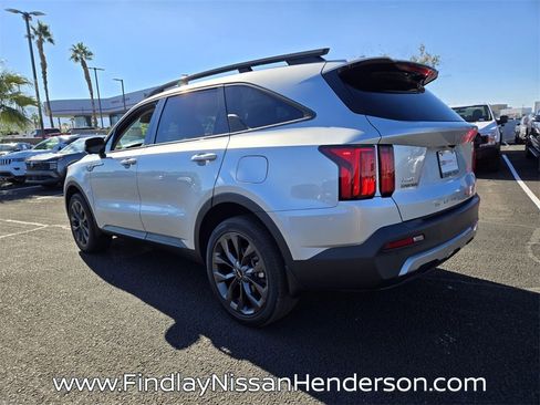 Used 2022 Kia Sorento SX Prestige image 4