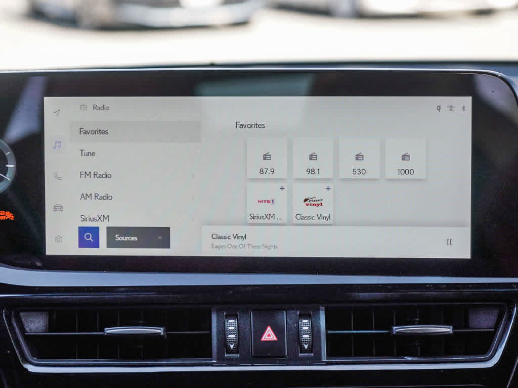 Used 2024 Lexus ES 350 F Sport w/ Accessory Package (Z2) FWD image 11