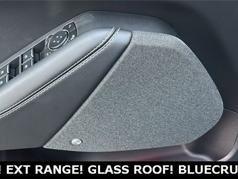 New 2025 Ford Mustang Mach-E Premium image 25