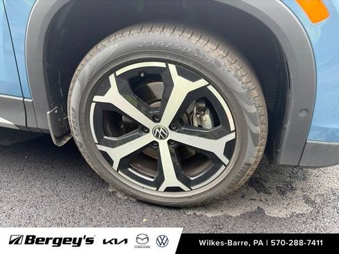 Certified 2026 Volkswagen Tiguan SE AWD/4WD image 5