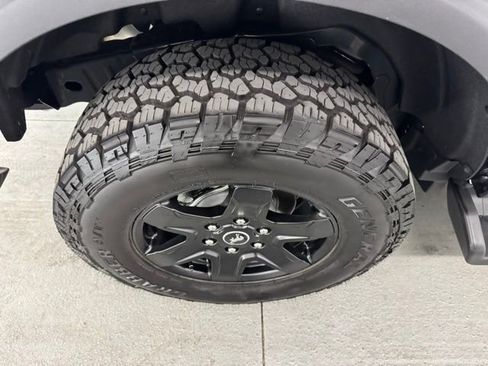 Used 2025 Ford Bronco Outer Banks image 4