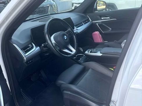 Used 2023 BMW X1 xDrive28i AWD/4WD image 10