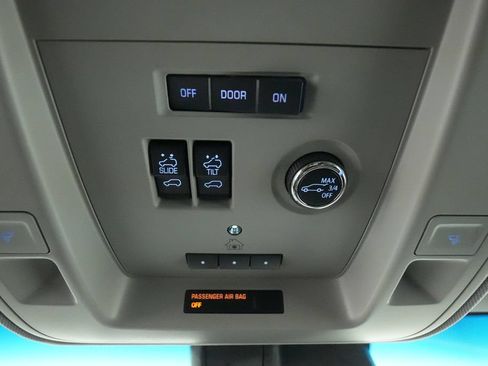 Used 2019 GMC Yukon Denali w/ Denali Ultimate Package AWD/4WD image 50