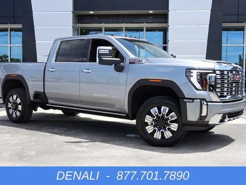 New 2026 GMC Sierra 3500 Denali w/ Denali Reserve Package AWD/4WD image 2