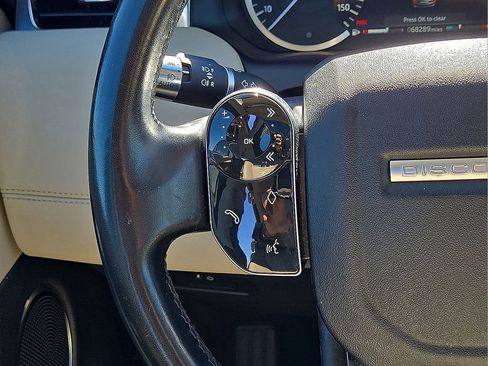 Used 2020 Land Rover Discovery Sport S image 19
