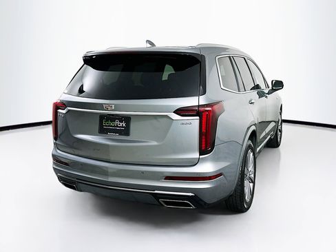 Used 2025 Cadillac XT6 Premium Luxury image 9